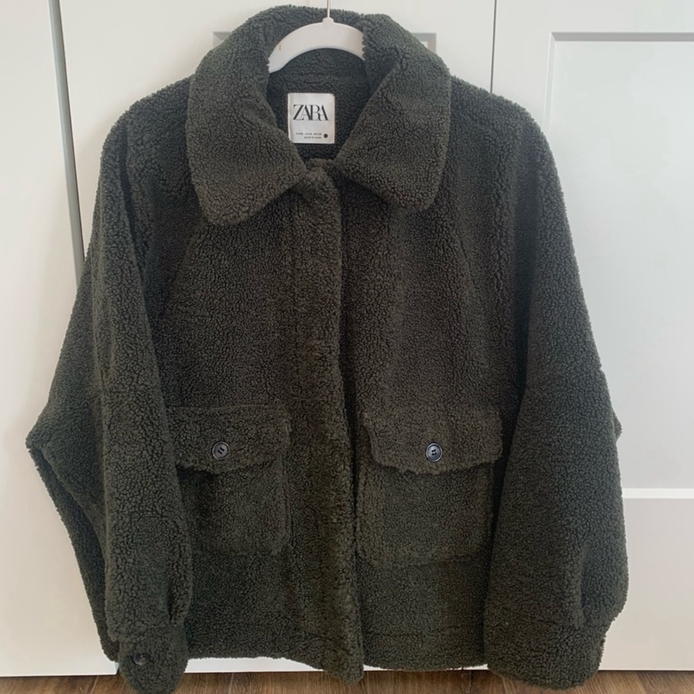 Xs Zara green teddy jacket women’s